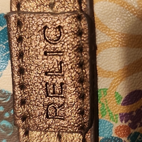 Relic Multicolor Vegan Leather Floral Wallet - Picture 3 of 16